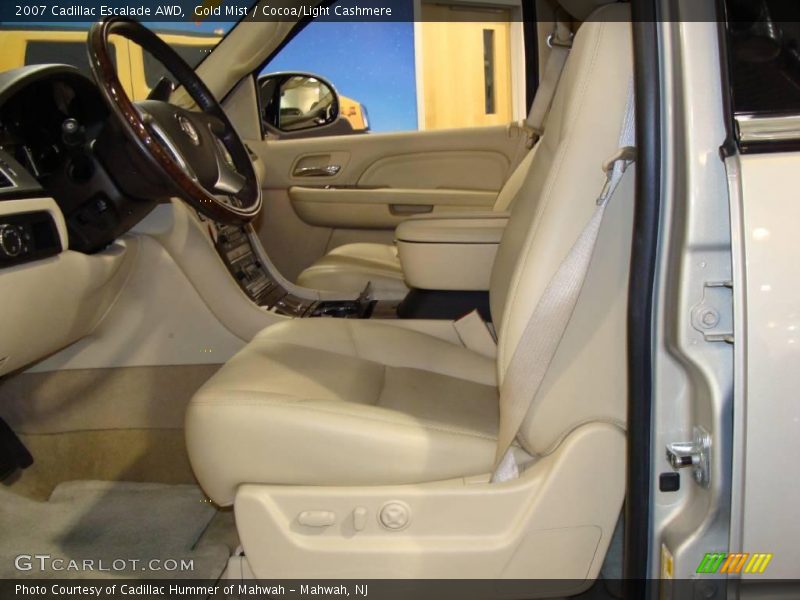 Gold Mist / Cocoa/Light Cashmere 2007 Cadillac Escalade AWD