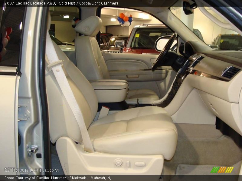 Gold Mist / Cocoa/Light Cashmere 2007 Cadillac Escalade AWD
