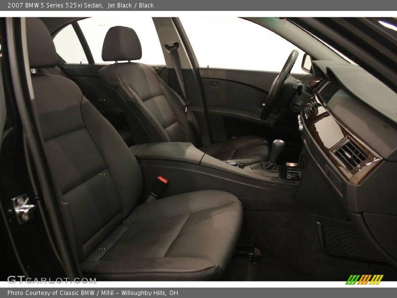 Jet Black / Black 2007 BMW 5 Series 525xi Sedan