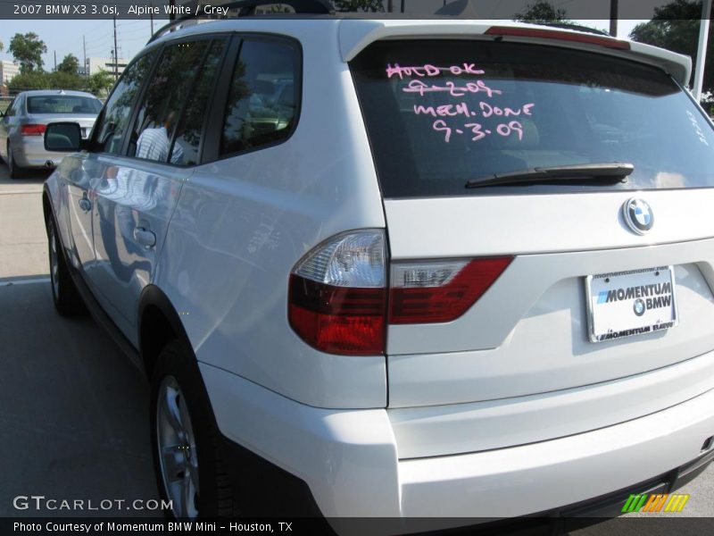 Alpine White / Grey 2007 BMW X3 3.0si