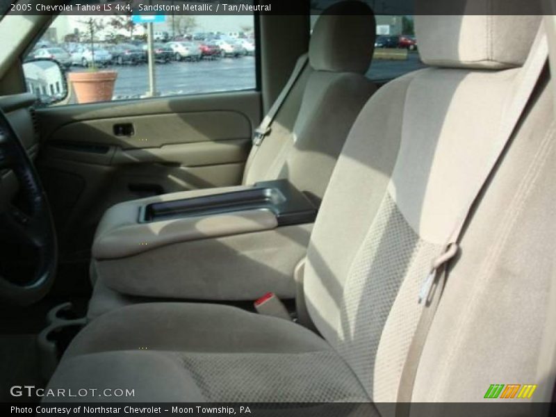 Sandstone Metallic / Tan/Neutral 2005 Chevrolet Tahoe LS 4x4
