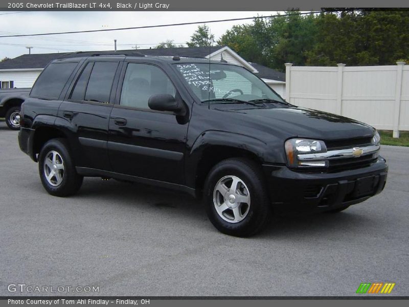 Black / Light Gray 2005 Chevrolet TrailBlazer LT 4x4