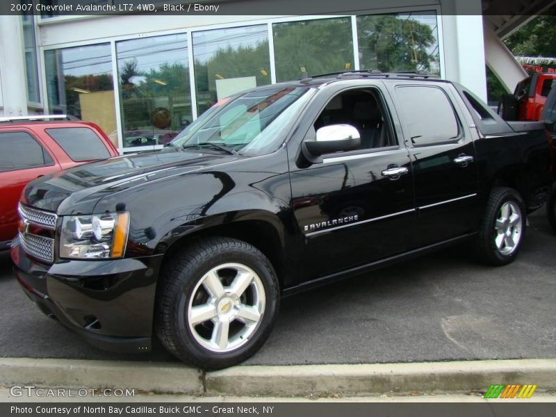 Black / Ebony 2007 Chevrolet Avalanche LTZ 4WD