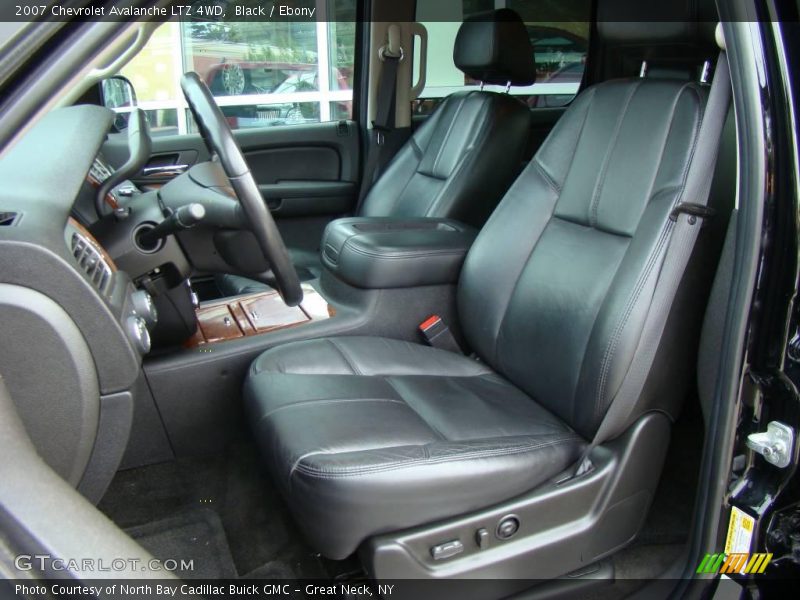 Black / Ebony 2007 Chevrolet Avalanche LTZ 4WD