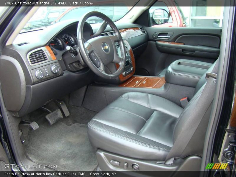 Black / Ebony 2007 Chevrolet Avalanche LTZ 4WD