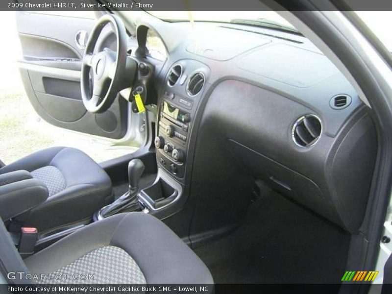 Silver Ice Metallic / Ebony 2009 Chevrolet HHR LT
