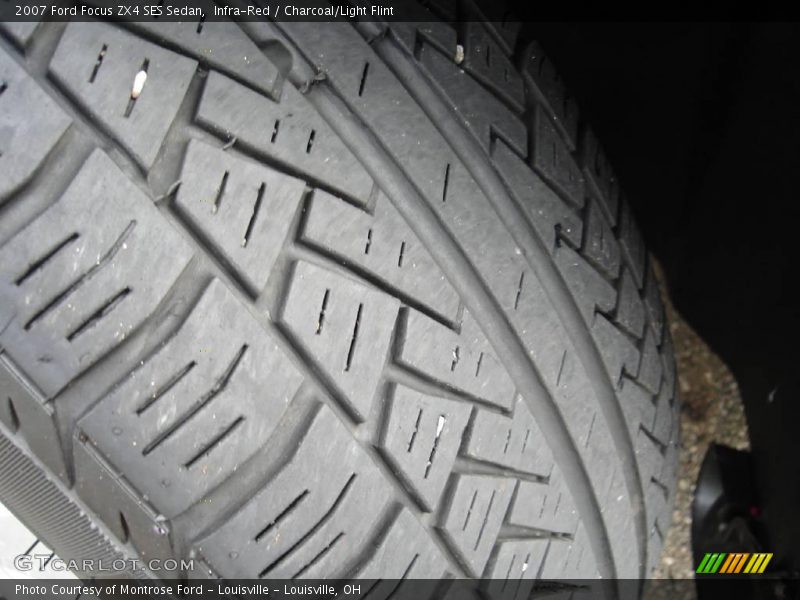 Infra-Red / Charcoal/Light Flint 2007 Ford Focus ZX4 SES Sedan