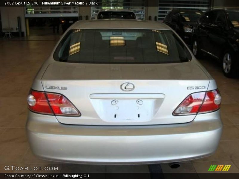 Millennium Silver Metallic / Black 2002 Lexus ES 300