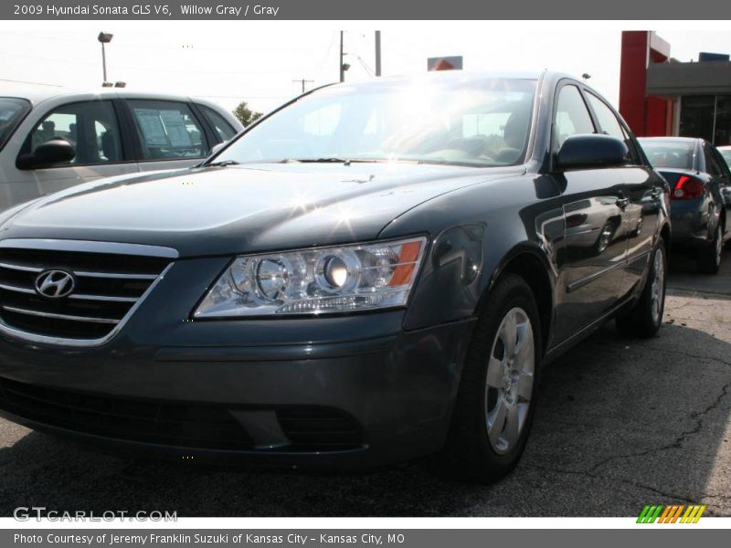 Willow Gray / Gray 2009 Hyundai Sonata GLS V6