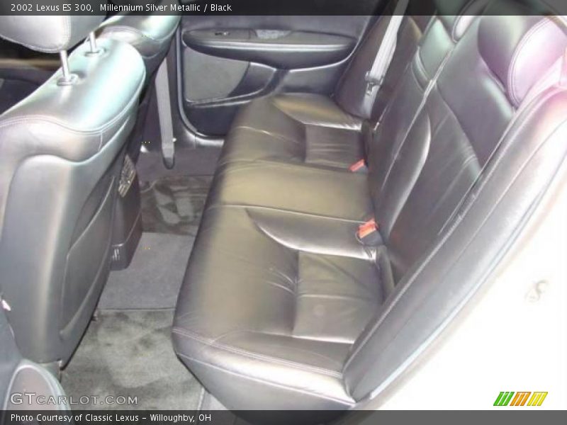 Millennium Silver Metallic / Black 2002 Lexus ES 300