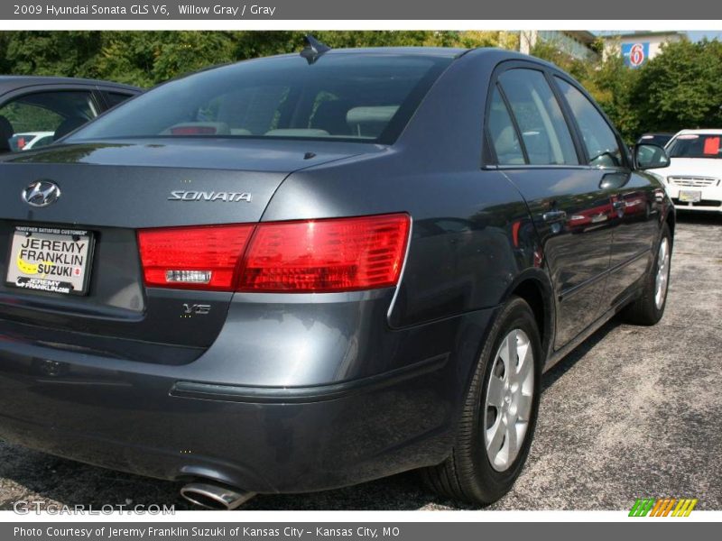 Willow Gray / Gray 2009 Hyundai Sonata GLS V6
