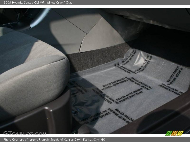 Willow Gray / Gray 2009 Hyundai Sonata GLS V6