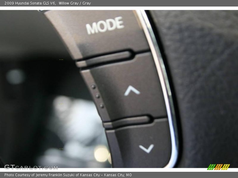 Willow Gray / Gray 2009 Hyundai Sonata GLS V6