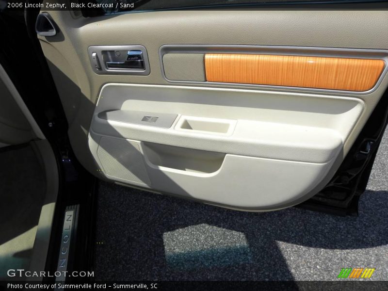 Black Clearcoat / Sand 2006 Lincoln Zephyr