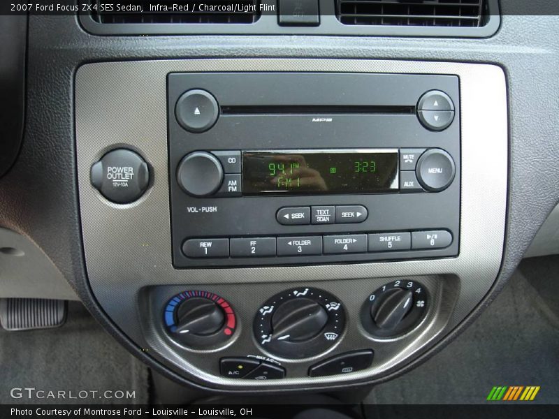 Infra-Red / Charcoal/Light Flint 2007 Ford Focus ZX4 SES Sedan