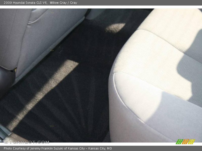 Willow Gray / Gray 2009 Hyundai Sonata GLS V6