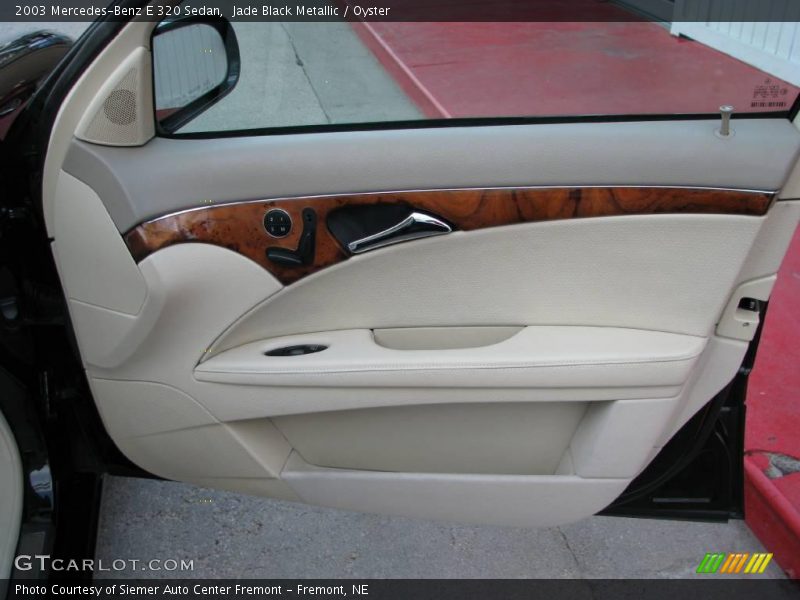 Jade Black Metallic / Oyster 2003 Mercedes-Benz E 320 Sedan