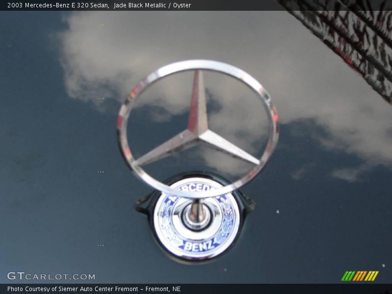 Jade Black Metallic / Oyster 2003 Mercedes-Benz E 320 Sedan