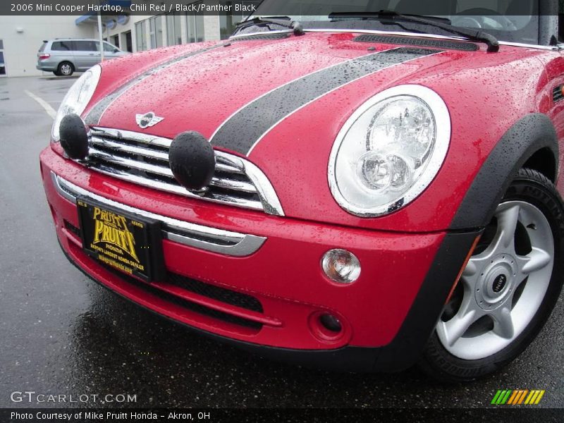 Chili Red / Black/Panther Black 2006 Mini Cooper Hardtop
