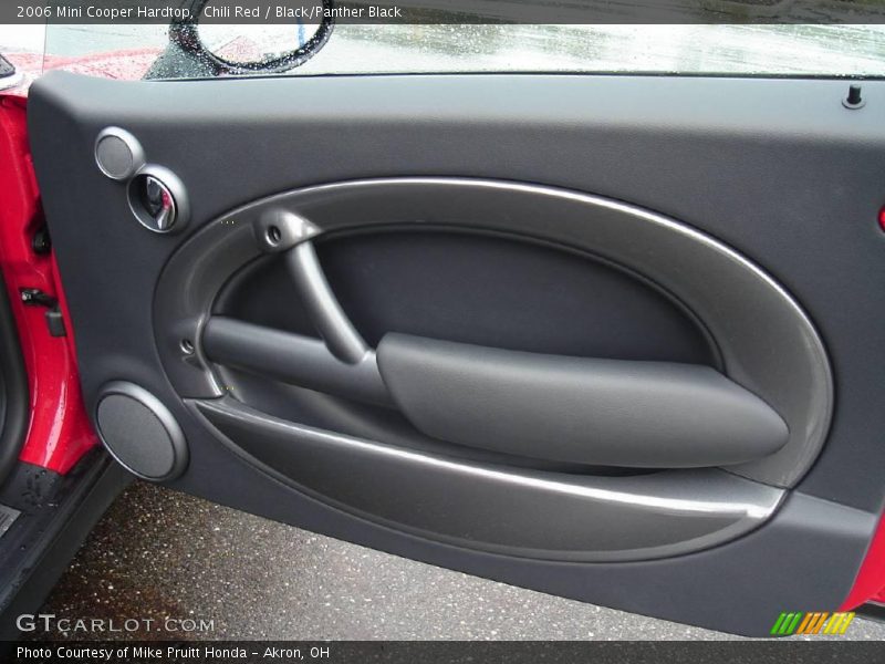 Chili Red / Black/Panther Black 2006 Mini Cooper Hardtop