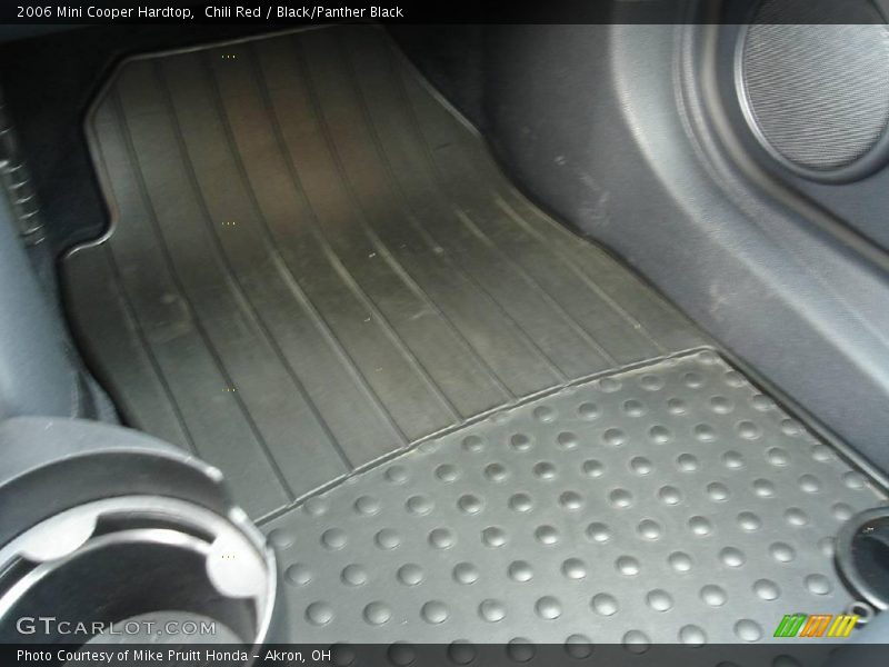 Chili Red / Black/Panther Black 2006 Mini Cooper Hardtop