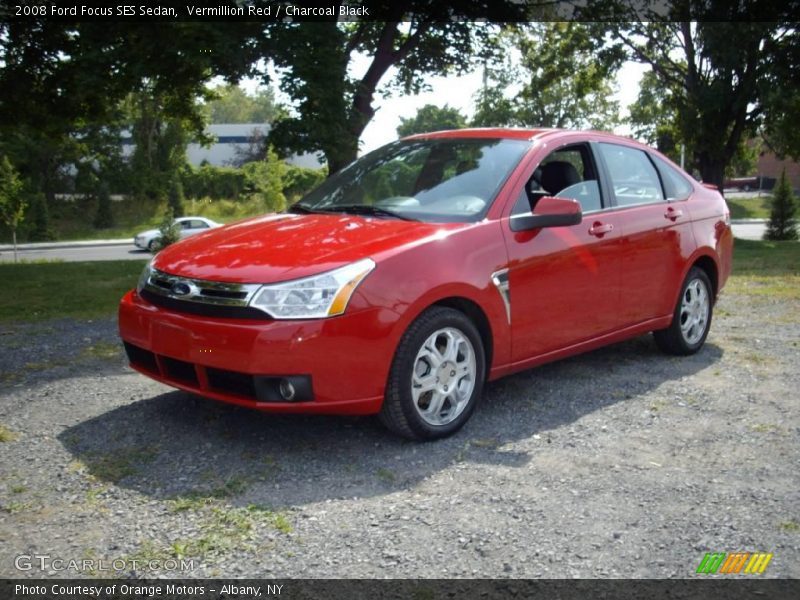 Vermillion Red / Charcoal Black 2008 Ford Focus SES Sedan