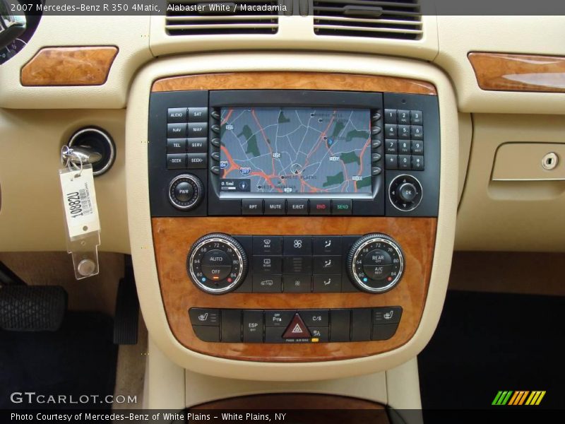 Alabaster White / Macadamia 2007 Mercedes-Benz R 350 4Matic