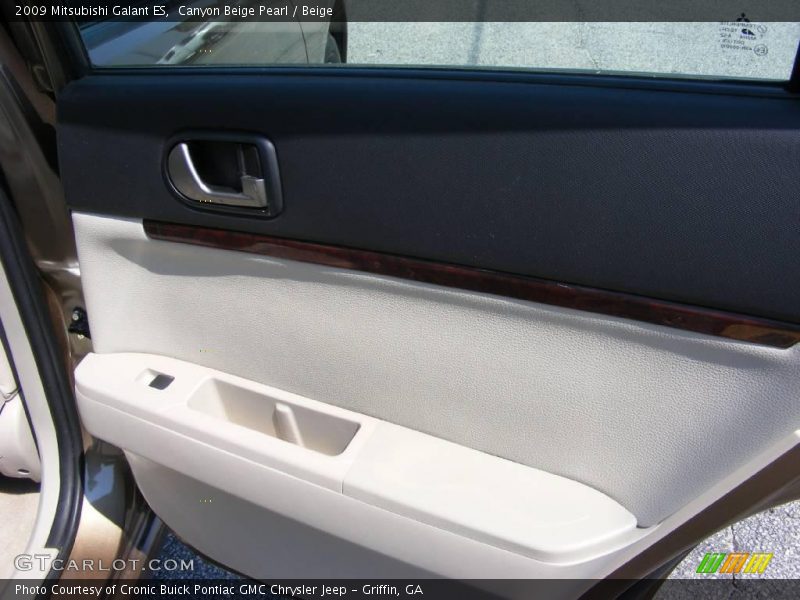 Canyon Beige Pearl / Beige 2009 Mitsubishi Galant ES