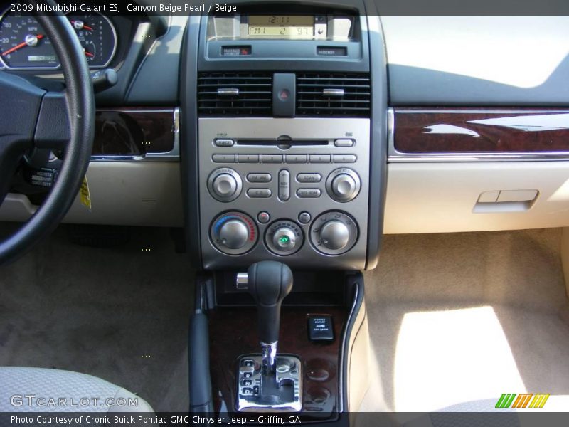 Canyon Beige Pearl / Beige 2009 Mitsubishi Galant ES