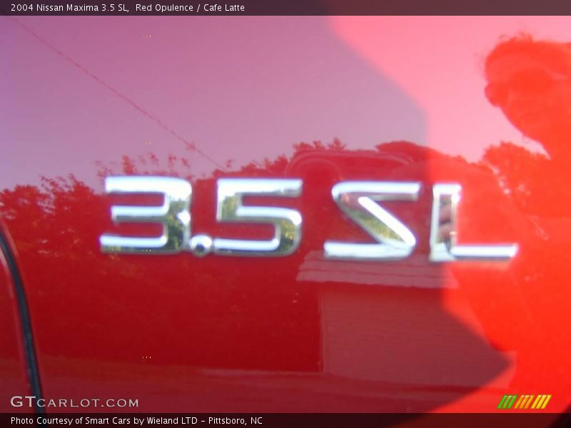Red Opulence / Cafe Latte 2004 Nissan Maxima 3.5 SL