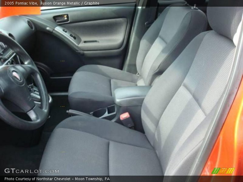 Fusion Orange Metallic / Graphite 2005 Pontiac Vibe