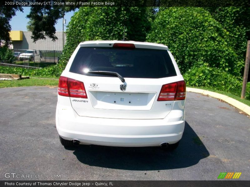 Stone White / Pastel Pebble Beige 2009 Dodge Journey SXT