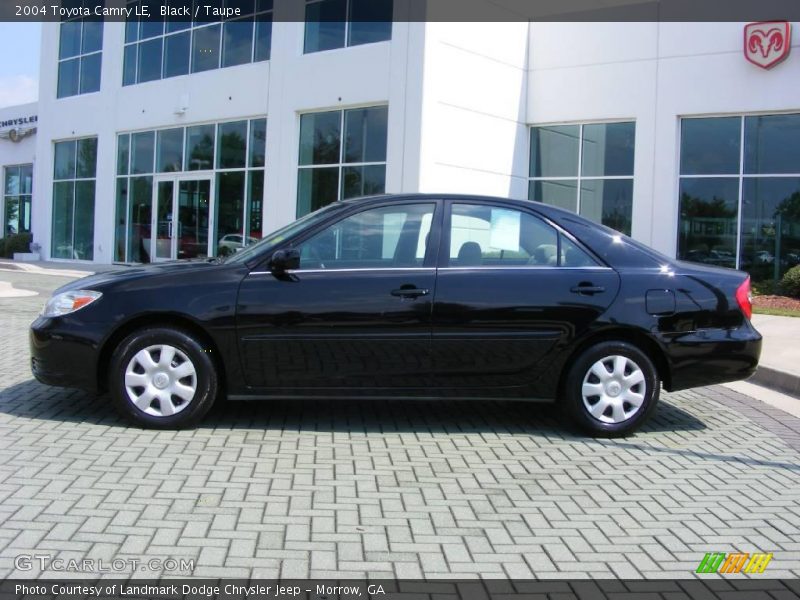 Black / Taupe 2004 Toyota Camry LE