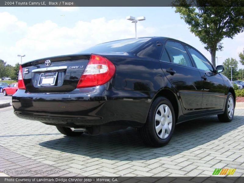 Black / Taupe 2004 Toyota Camry LE