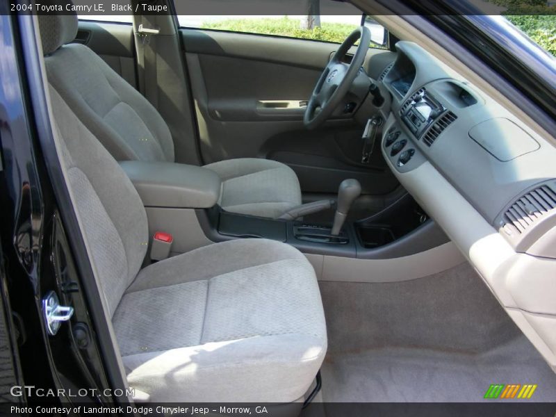 Black / Taupe 2004 Toyota Camry LE