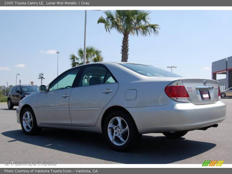 Lunar Mist Metallic / Gray 2005 Toyota Camry LE