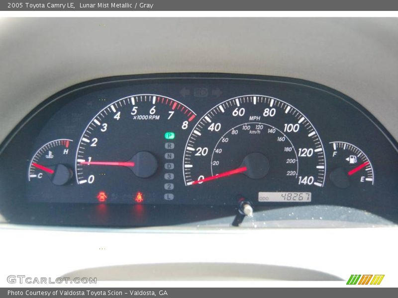 Lunar Mist Metallic / Gray 2005 Toyota Camry LE