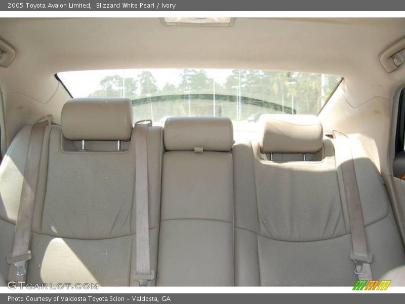 Blizzard White Pearl / Ivory 2005 Toyota Avalon Limited