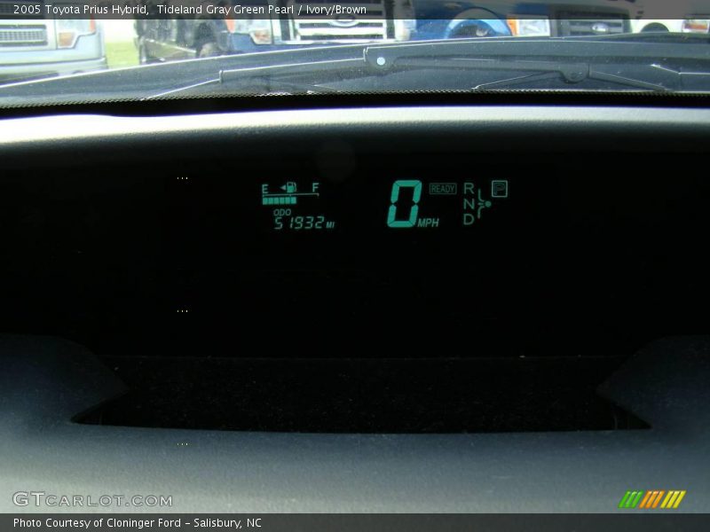 Tideland Gray Green Pearl / Ivory/Brown 2005 Toyota Prius Hybrid
