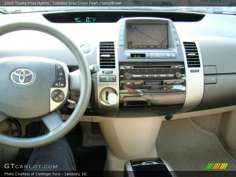 Tideland Gray Green Pearl / Ivory/Brown 2005 Toyota Prius Hybrid