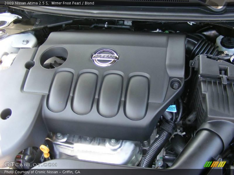 Winter Frost Pearl / Blond 2009 Nissan Altima 2.5 S