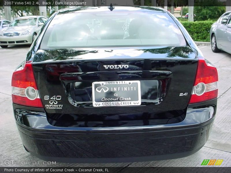 Black / Dark Beige/Quartz 2007 Volvo S40 2.4i