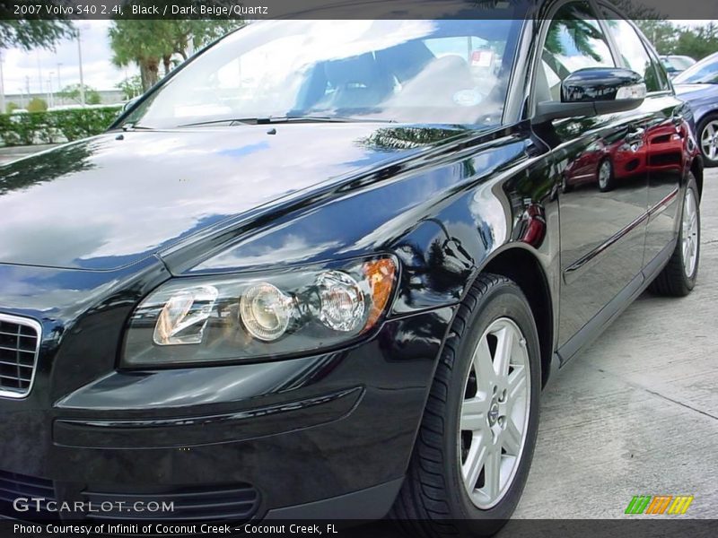 Black / Dark Beige/Quartz 2007 Volvo S40 2.4i
