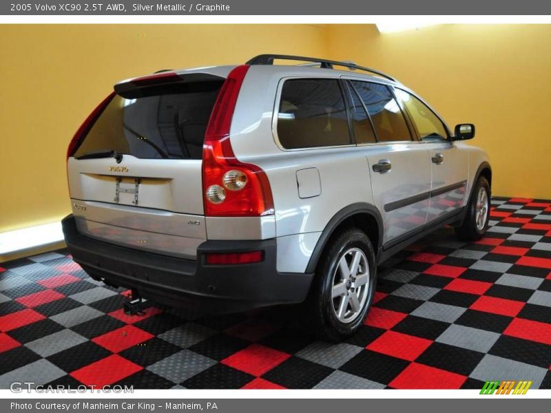 Silver Metallic / Graphite 2005 Volvo XC90 2.5T AWD