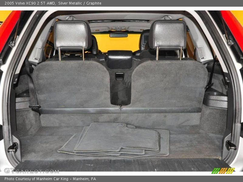 Silver Metallic / Graphite 2005 Volvo XC90 2.5T AWD