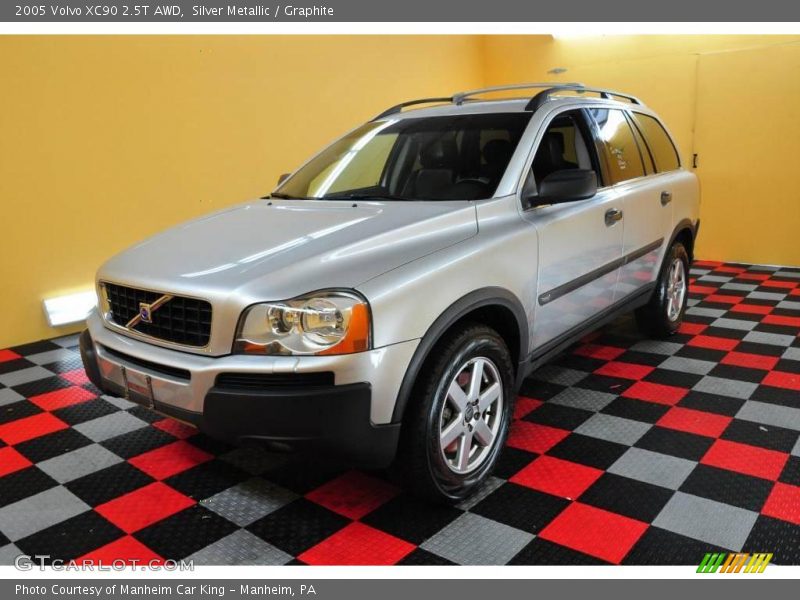 Silver Metallic / Graphite 2005 Volvo XC90 2.5T AWD