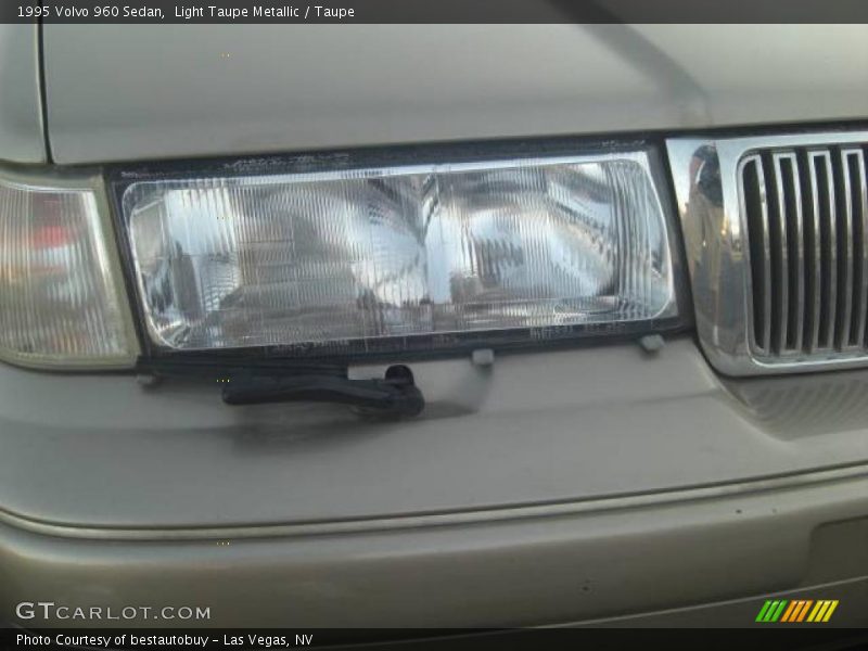 Light Taupe Metallic / Taupe 1995 Volvo 960 Sedan