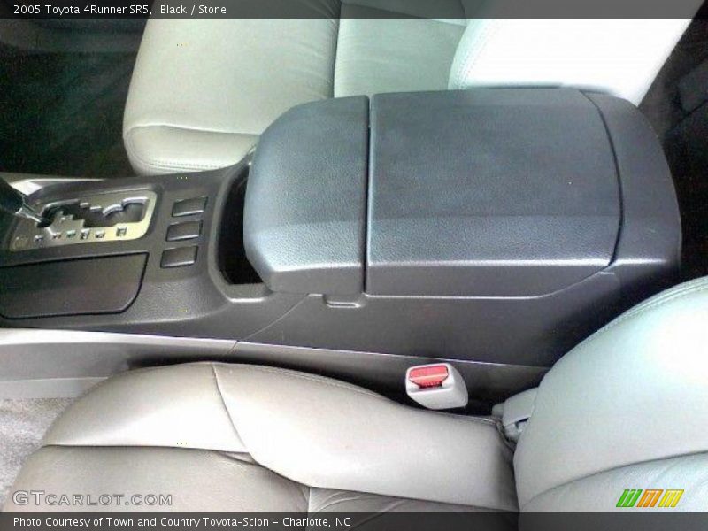 Black / Stone 2005 Toyota 4Runner SR5