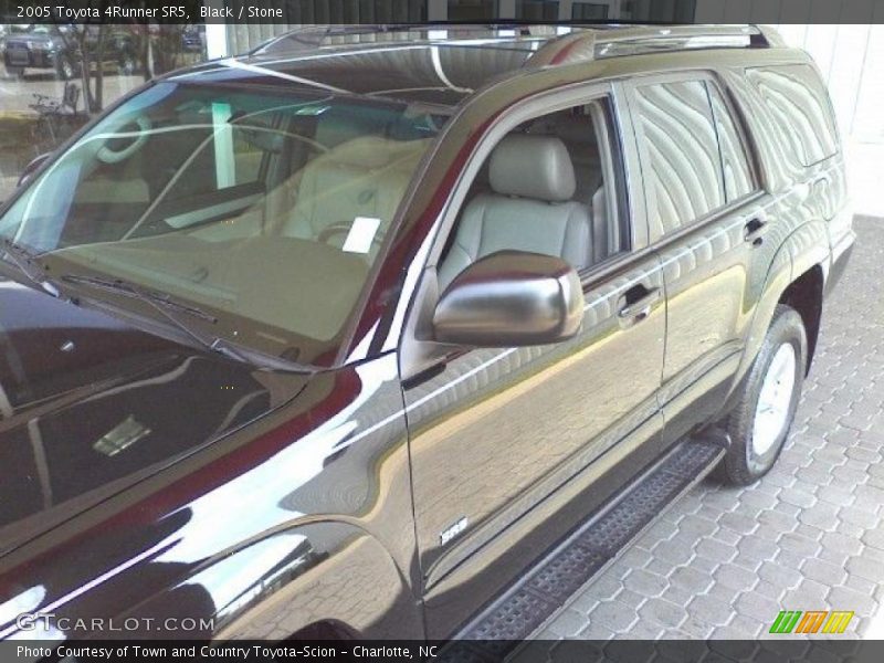 Black / Stone 2005 Toyota 4Runner SR5