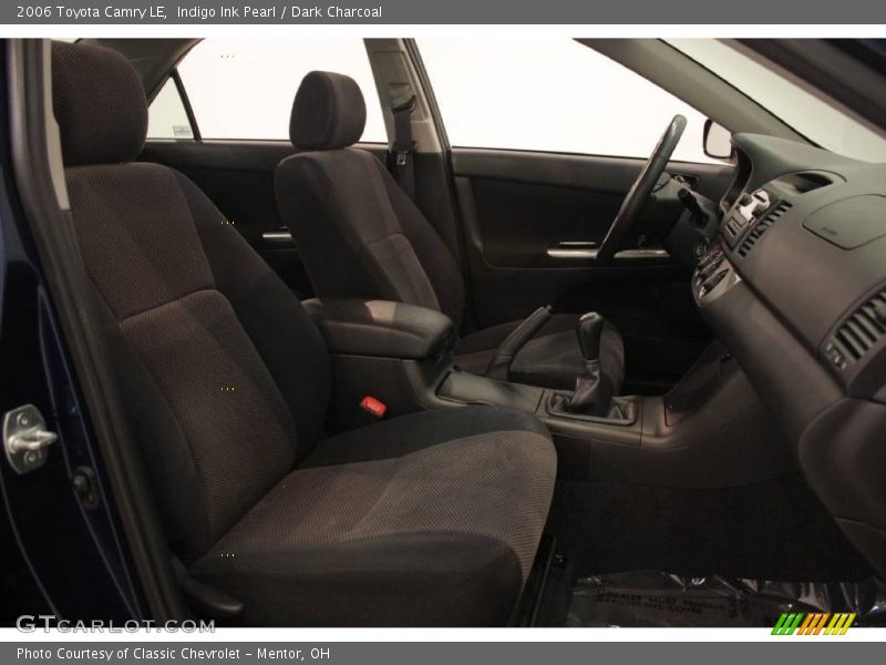 Indigo Ink Pearl / Dark Charcoal 2006 Toyota Camry LE